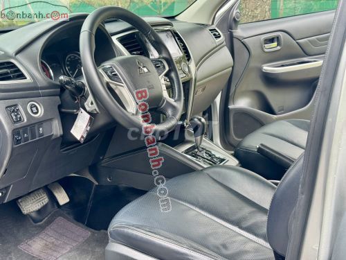 Mitsubishi Triton 4x4 AT Mivec 2019. Mua bán Ô tô tại Quận 1 Tp Hồ Chí Minh được đăng bởi triệu hình 5