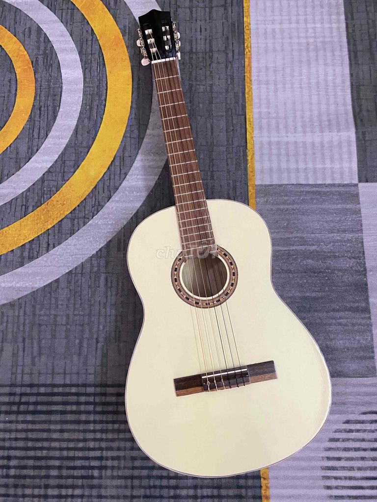 Đàn Guitar classic