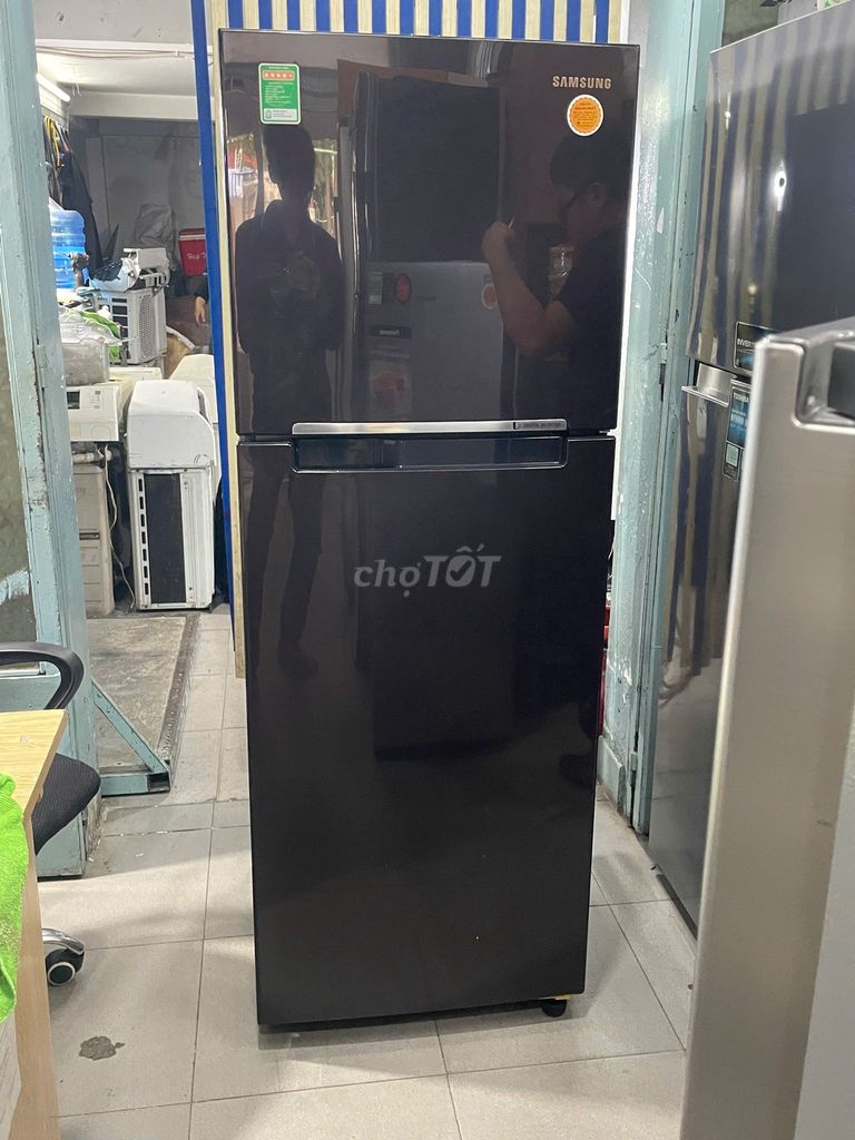Tủ lạnh Samsung Inverter 236 lít RT22M4032BY . Mua bán Tủ lạnh tại Quận Tân Phú Tp Hồ Chí Minh được đăng bởi QUANG PHÁT hình 1