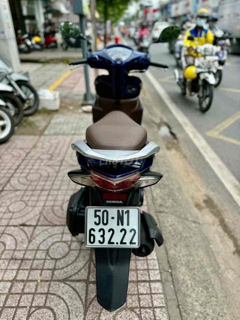 Vision 2018 khoá chìa 9chủ BSTP, zin GÓP NỢ XẤU. Mua bán Xe máy tại Quận 8 Tp Hồ Chí Minh được đăng bởi Nguyễn Tấn Hùng hình 8