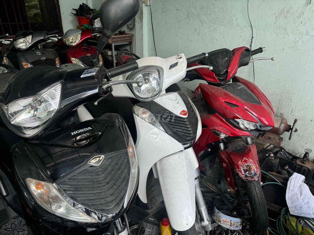 4 em sh mo khoá từ. Mua bán Xe máy tại Thành phố Vĩnh Long Vĩnh Long được đăng bởi xe cầm thanh lý hình 4