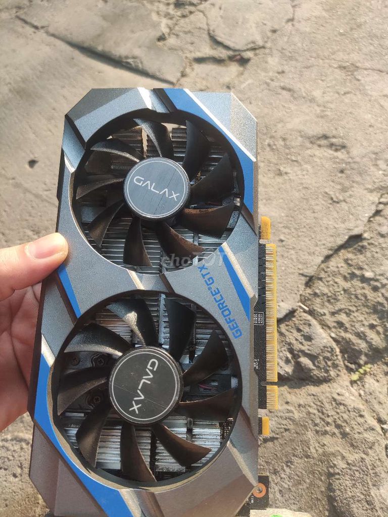 1050ti Galax khá đẹp tháo máy