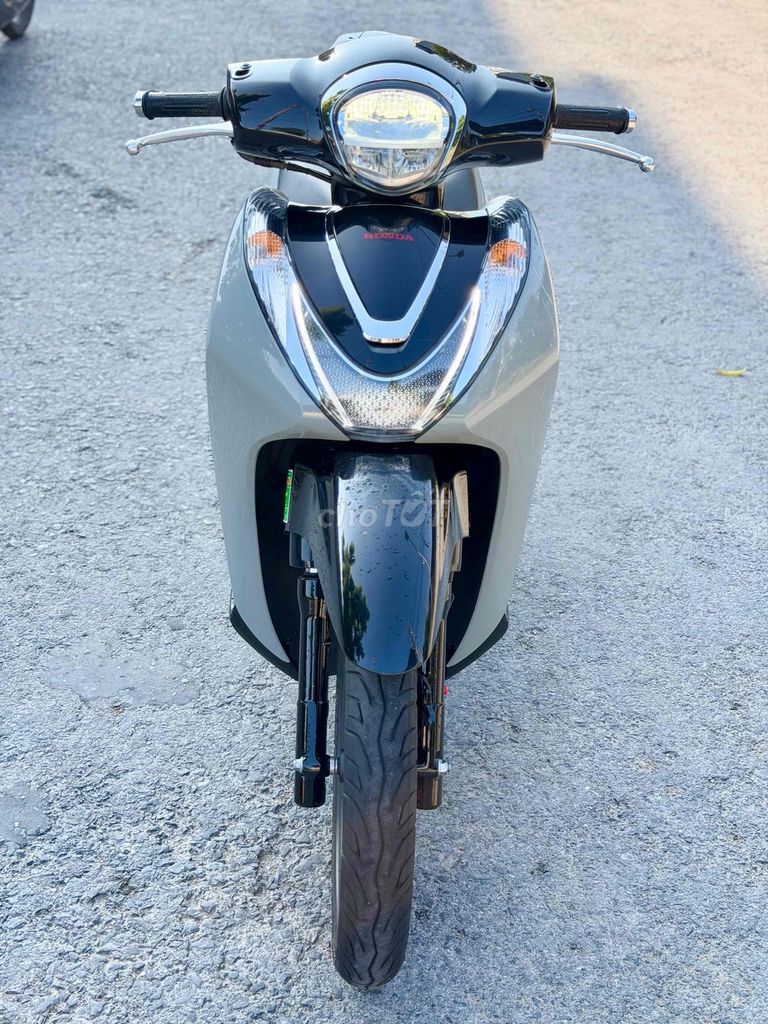 Honda SH mode 2023 Серый