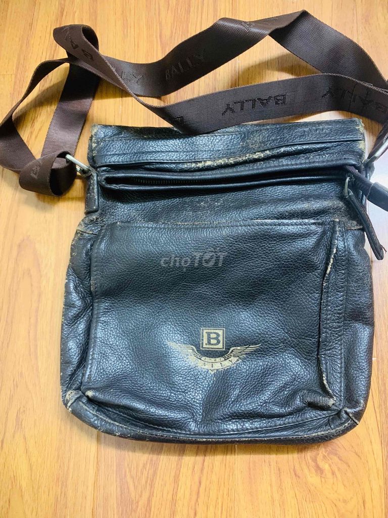 Không dùng Túi đeo chéo Bally Nam Da Thật sịn. Mua bán Túi xách tại Quận Đống Đa Hà Nội được đăng bởi tuấn bùi hình 1