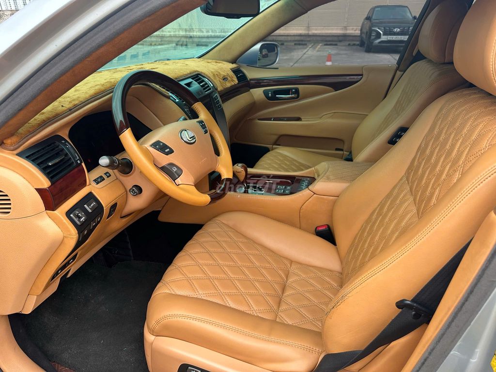 Lexus LS 20***9 km. Mua bán Ô tô tại Quận Tân Phú Tp Hồ Chí Minh được đăng bởi sin hình 17