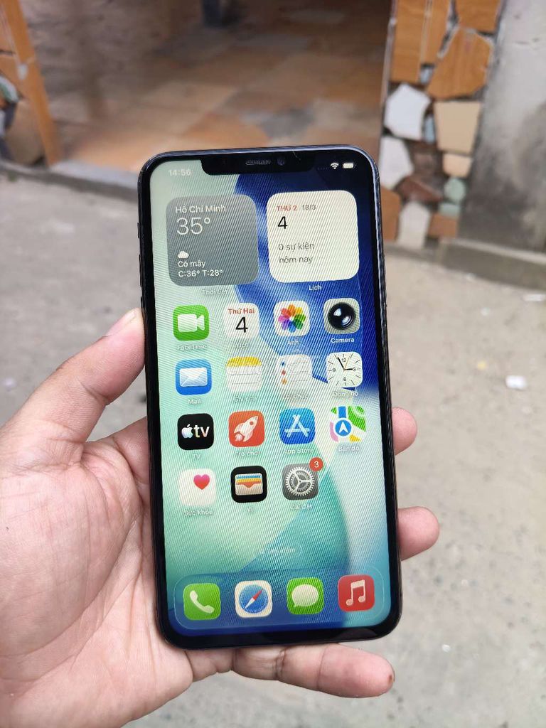 Apple iPhone 11 Pro Max 256GB Xám. Mua bán Điện thoại tại Quận Liên Chiểu Đà Nẵng được đăng bởi Công Lực hình 1