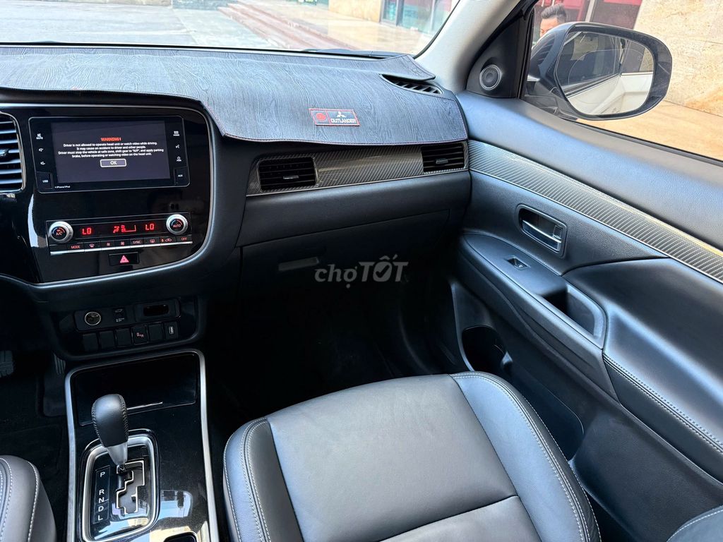 Mitsubishi Outlander Premium 2.0 CVT 2021. Mua bán Ô tô tại Quận Long Biên Hà Nội được đăng bởi PHÚC LÂM  AUTO hình 15