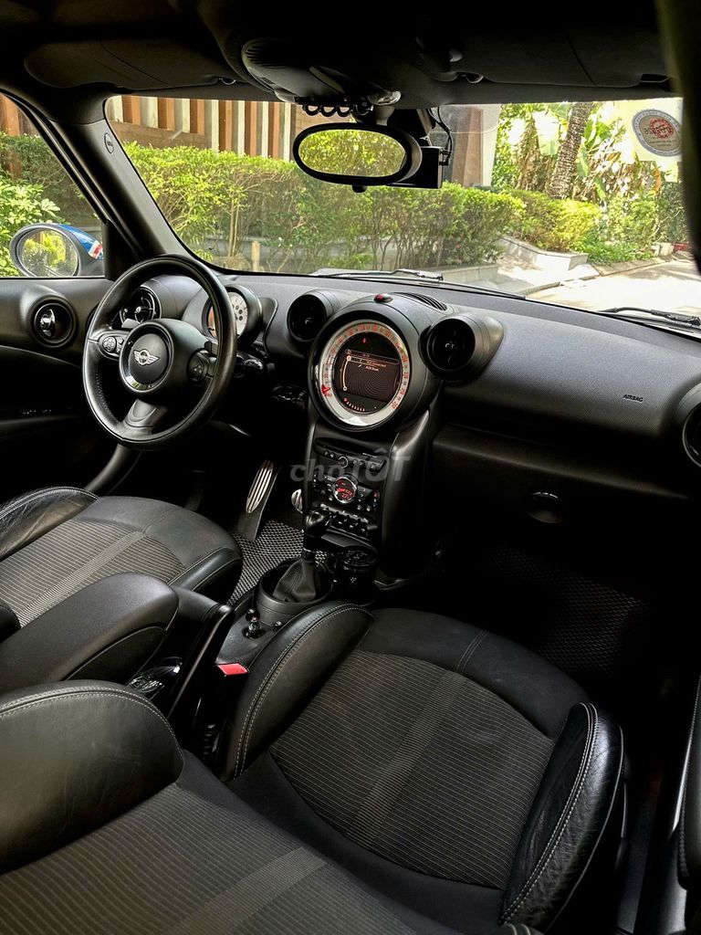 Mini Cooper S Countryman 2014 67000 km. Mua bán Ô tô tại Quận 8 Tp Hồ Chí Minh được đăng bởi Gon Nguyen hình 15