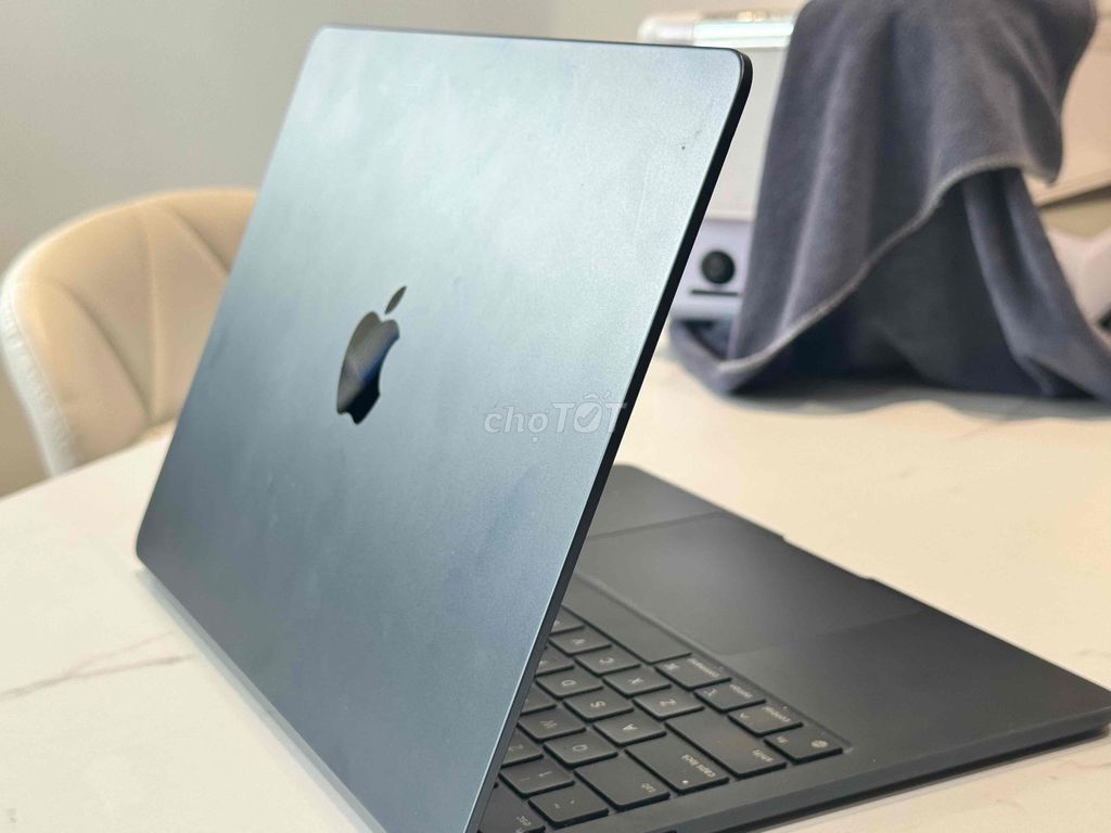 Apple Macbook Air M2 Xanh đen. Mua bán Laptop tại Quận Bình Thạnh Tp Hồ Chí Minh được đăng bởi Thuan An hình 1