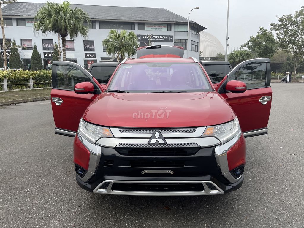 Mitsubishi Outlander 2020 2.0 CVT - 6000 km