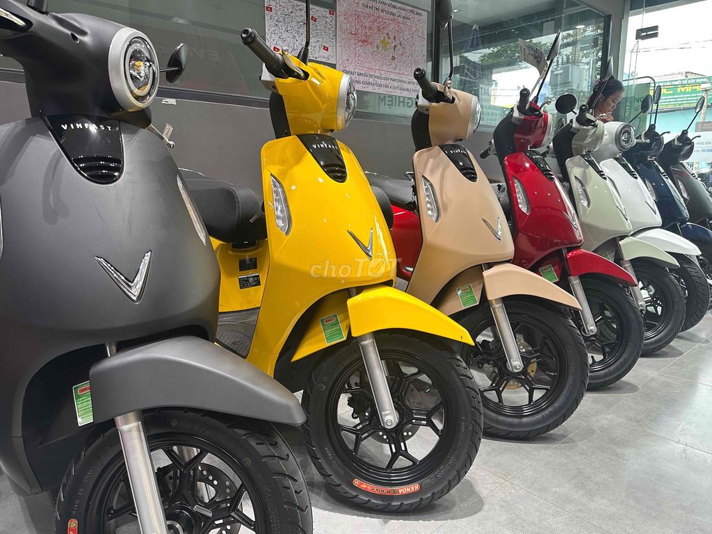 SIÊU PHẨM EVO GRAND + TẶNG BAGA SAU / KHUNG BẢO VỆ. Mua bán Xe điện tại Quận 5 Tp Hồ Chí Minh được đăng bởi Nguyễn Nghĩa hình 8