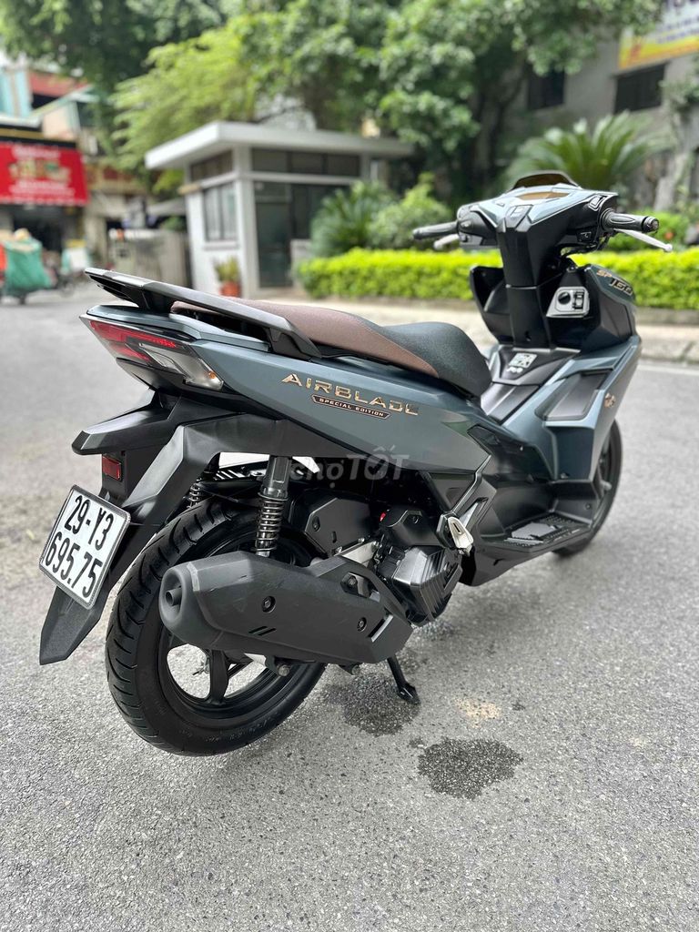 Honda Airblade 2023!! 160cc phanh ABS Lướt/Mới. Mua bán Xe máy tại Quận Hoàng Mai Hà Nội được đăng bởi Xe Máy Quân Oanh  hình 5