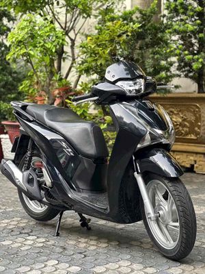 Bán shvn 150 ABS đời 2018 bstp chính chủ ký giấy. Mua bán Xe máy tại Quận 10 Tp Hồ Chí Minh được đăng bởi Lâm Tuấn Huy