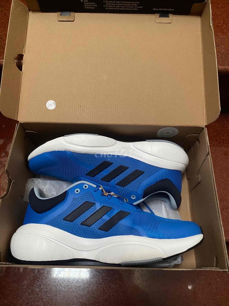 giày chạy response Adidas chính hãng size 8 mới