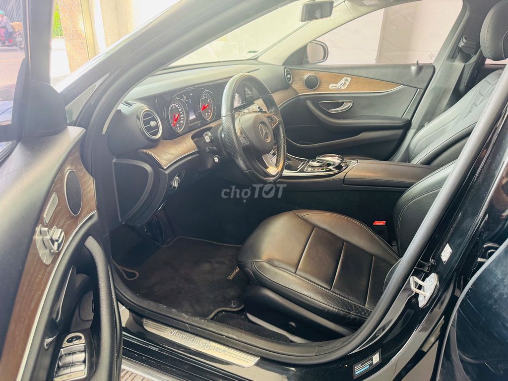 Chính chủ bán Mercedes Benz E Class 2017 E200. Mua bán Ô tô tại Thành phố Nha Trang Khánh Hòa được đăng bởi Lieu truong hình 7