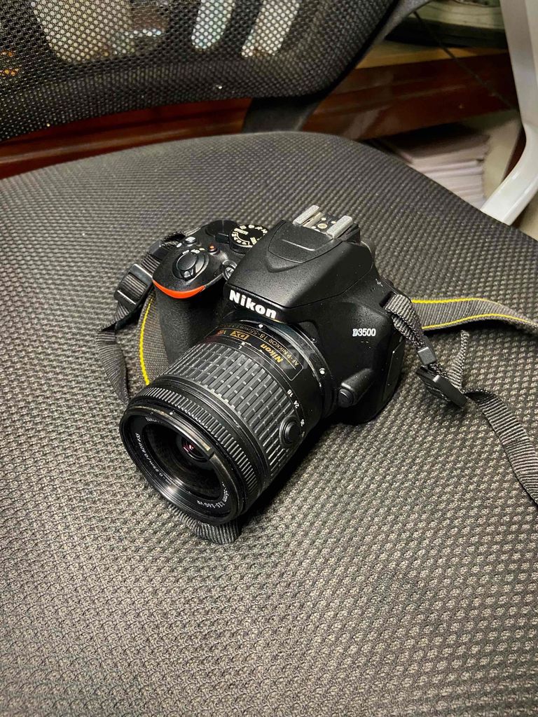 Máy ảnh Nikon D3500 Tuyệt đẹp. Mua bán Máy ảnh, Máy quay tại Quận Hoàng Mai Hà Nội được đăng bởi Trần Duy Thành  hình 1