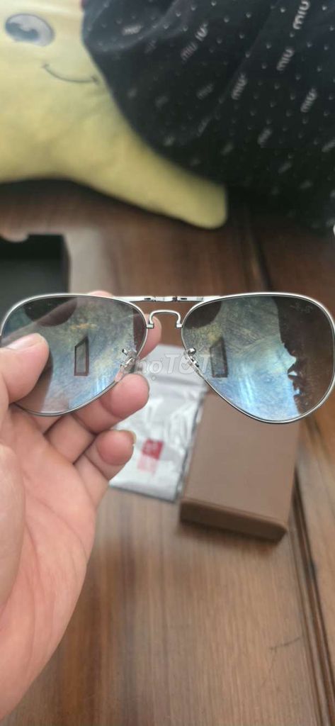 Kính râm Ray-Ban 3479 Unisex Bạc. Mua bán Phụ kiện thời trang khác tại Huyện Thuỷ Nguyên Hải Phòng được đăng bởi Hải hình 1