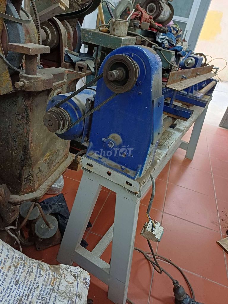 Máy tiện gỗ FULPOW VHL-1300A. Mua bán Đồ chuyên dụng, Giống nuôi trồng tại Huyện Thanh Trì Hà Nội được đăng bởi Phạm Đức Việt hình 1