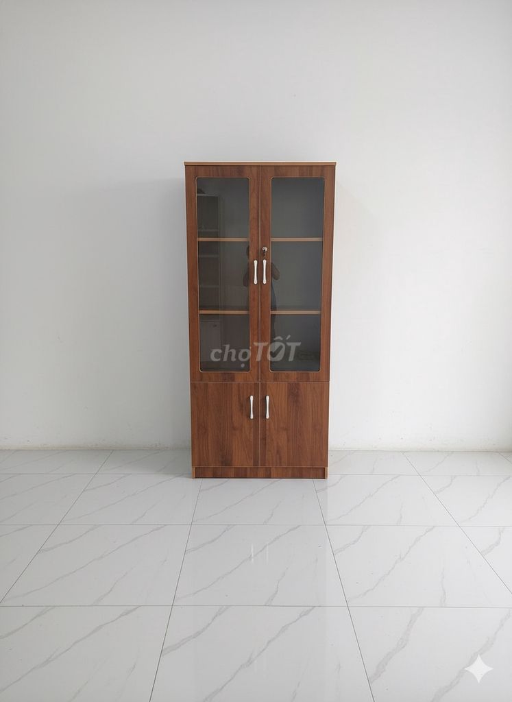 Tủ hồ sơ gỗ nâu cửa kính 180x80x35cm. Mua bán Tủ, kệ gia đình tại Quận Gò Vấp Tp Hồ Chí Minh được đăng bởi BÀN TỦ KỆ TẠI XƯỞNG hình 1