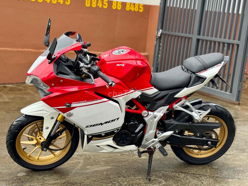 Gpx Demon150gr đẹp liền lạc , chạy êm gả nhanh. Mua bán Xe máy tại Thành phố Thủ Đức Tp Hồ Chí Minh được đăng bởi Cửa hàng Motor Xuân Bình  hình 4