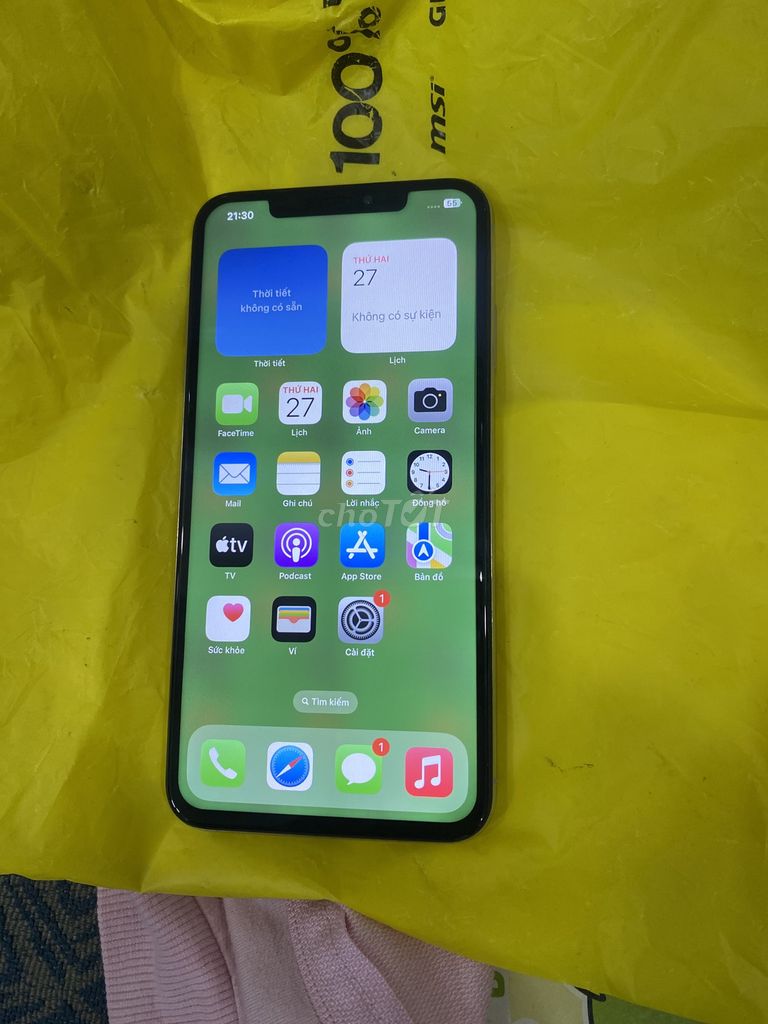 iPhone XS Max 64G-QT Trắng đang xài pass lại. Mua bán Điện thoại tại Quận 12 Tp Hồ Chí Minh được đăng bởi Baby hình 1