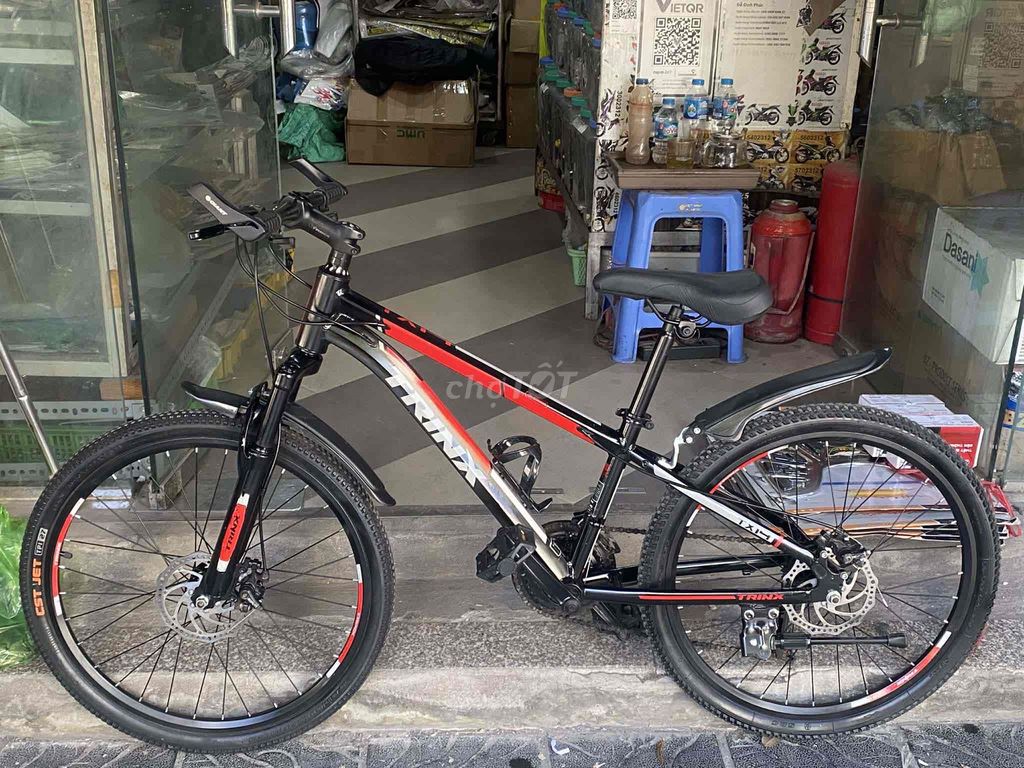 Xe đạp thể thao Trinx mua 4tr5 còn 90% đi nhẹ bền. Mua bán Xe đạp tại Quận Hai Bà Trưng Hà Nội được đăng bởi dung 50 thịnh yên hình 4