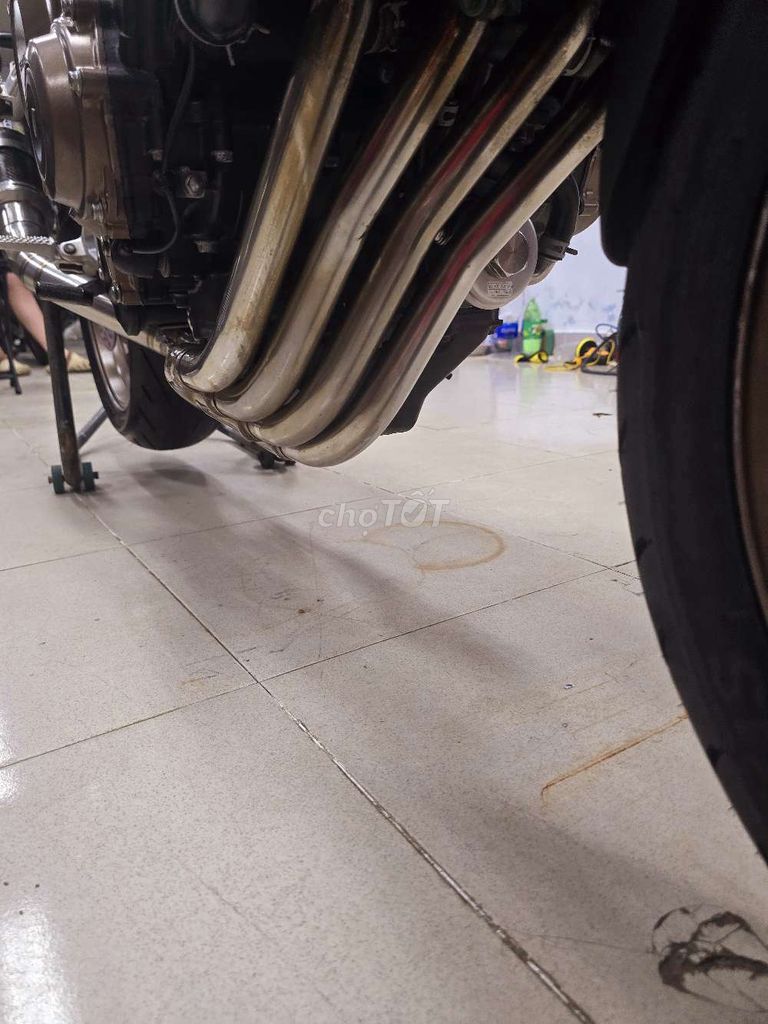 QUÝMOTOR CYCLE ĐÀ NẴNG, HONDA CB650R CÒN MỚI. Mua bán Xe máy tại Quận Thanh Khê Đà Nẵng được đăng bởi Quý Moto Cycle 21 điện biên phủ Đà Nẵng hình 6