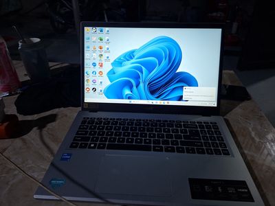 Bán laptop như hình .do nhu cầu không sd nửa. Mua bán Laptop tại Thành phố Thuận An Bình Dương được đăng bởi quangthai tung