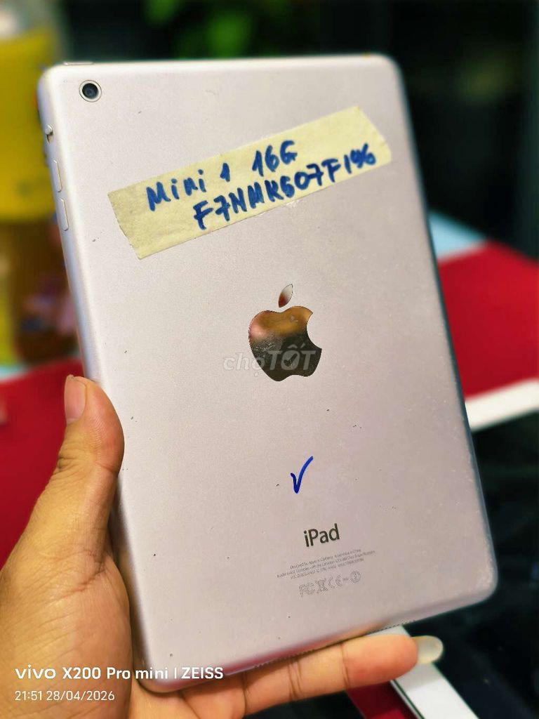 Apple iPad mini 1 16GB Bạc zin. Mua bán Máy tính bảng tại Quận Tân Bình Tp Hồ Chí Minh được đăng bởi Táo Bán Lổ hình 1