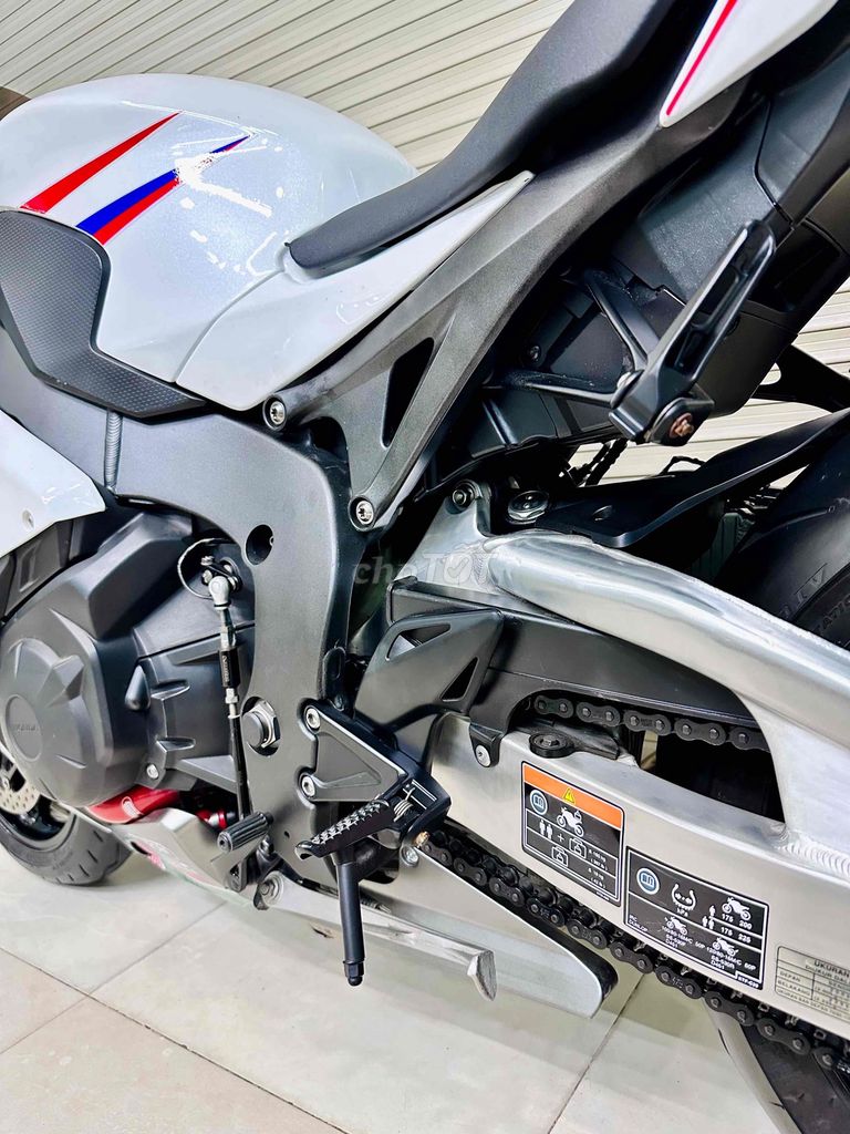 Honda CBR1000rr ABS 2015 nhập AU HQCN. Mua bán Xe máy tại Quận 12 Tp Hồ Chí Minh được đăng bởi Tường hình 15
