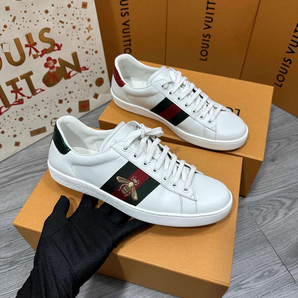 Sneaker Gu-cci ong ss mới size 7 fit 41 41.5
98%