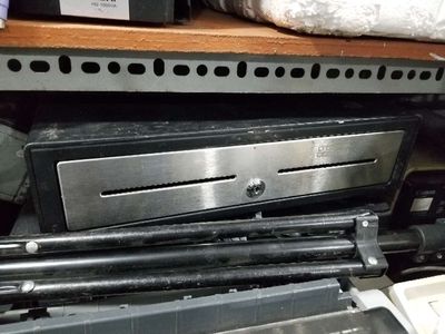 Két sắt như hình cho gia đình pass thợ. Mua bán Nội thất, đồ gia dụng khác tại Quận Gò Vấp Tp Hồ Chí Minh được đăng bởi my móm