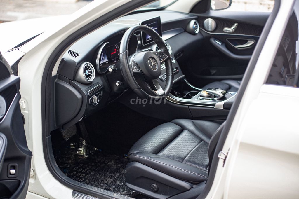 Mercedes Benz C200 2018 - 48000 km. Mua bán Ô tô tại Thành phố Thủ Đức Tp Hồ Chí Minh được đăng bởi H2T Auto hình 8