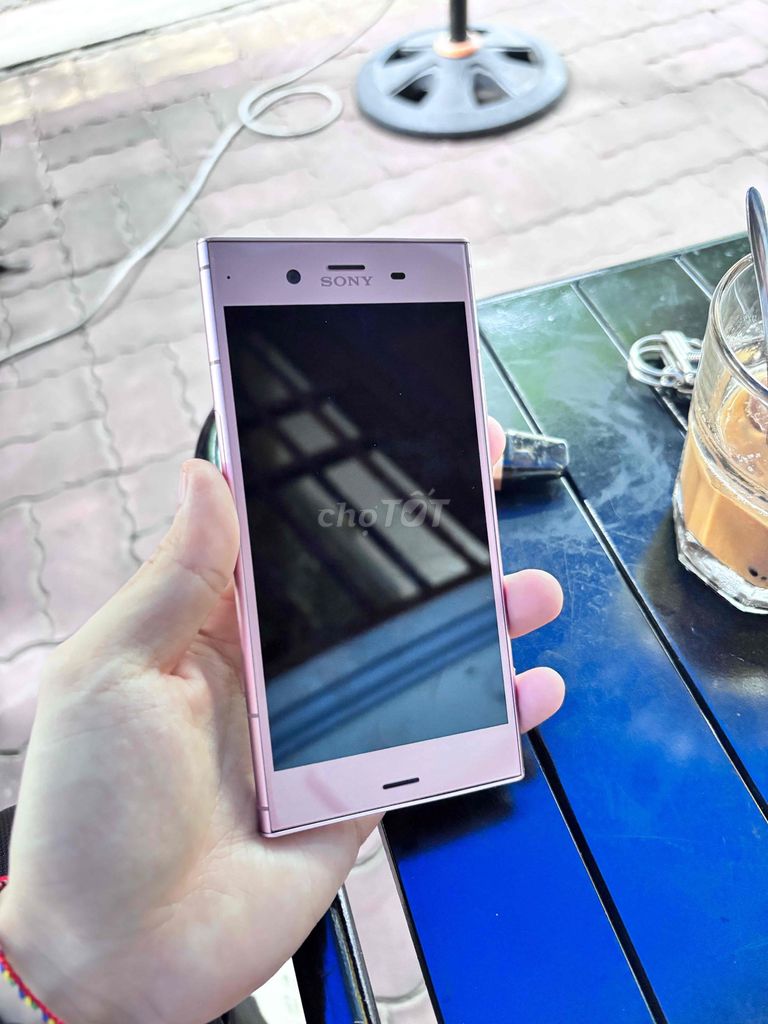 Sony Xperia XZ1 4GB/64GB Hồng. Mua bán Điện thoại tại Thành phố Vũng Tàu Bà Rịa - Vũng Tàu được đăng bởi Bảo Nguyễn hình 1