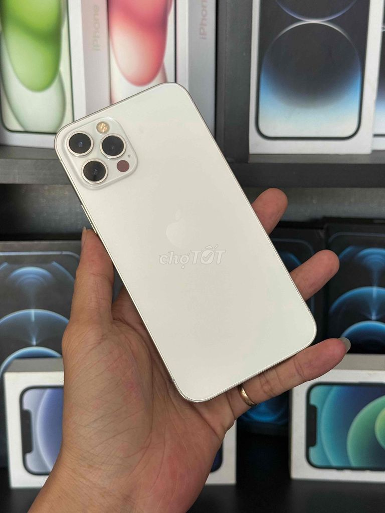 iPhone 12 Pro 256GB ngoại hình cận 99. Mua bán Điện thoại tại Thị xã Bến Cát Bình Dương được đăng bởi Devil Nguyễn hình 1