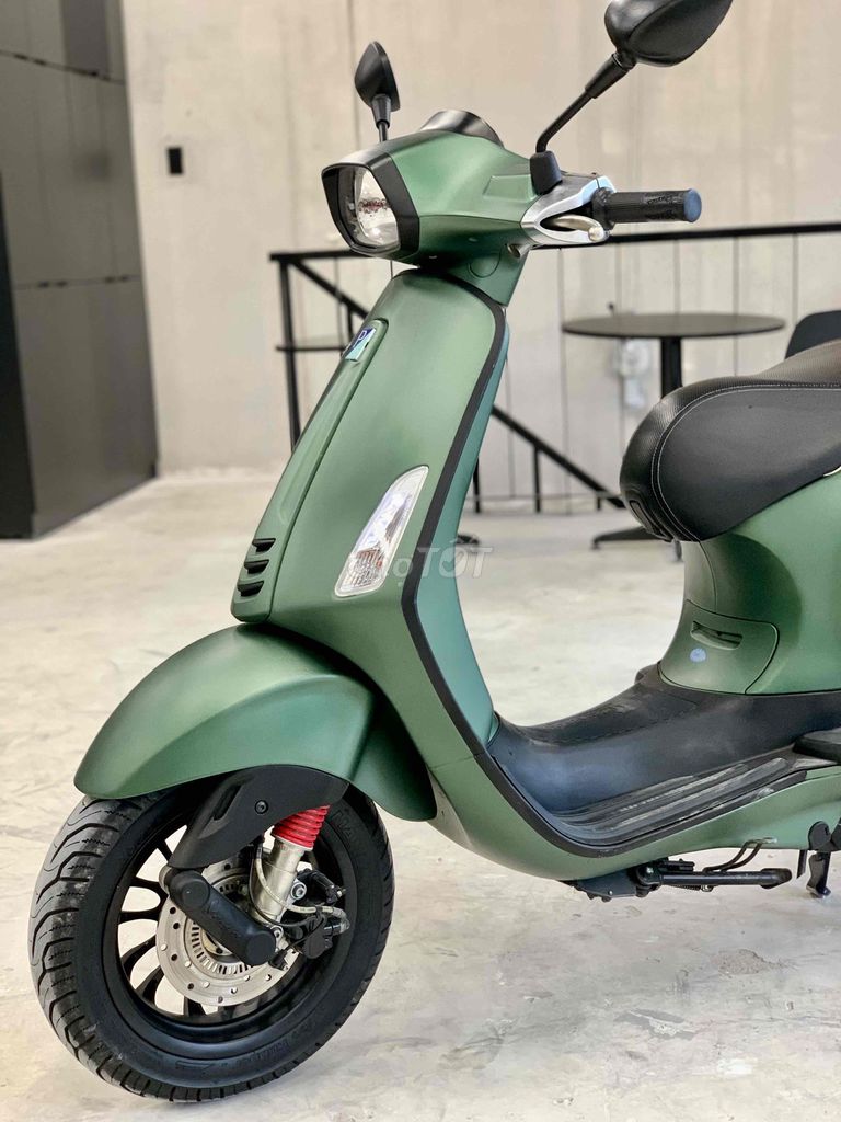 🔥Vespa Sprint 125 ABS 2018 xanh rêu nhám chuẩn zin. Mua bán Xe máy tại Thành phố Thủ Đức Tp Hồ Chí Minh được đăng bởi iMotorbike Khương Phan hình 4