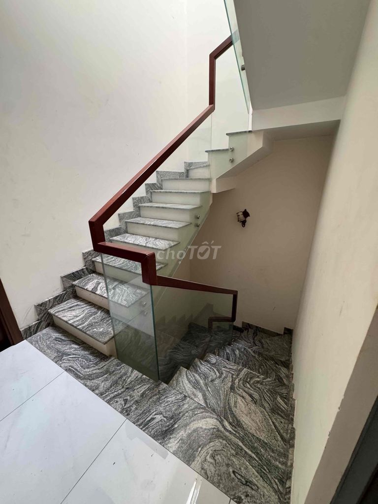 còn dư 1 trọ giá rẻ