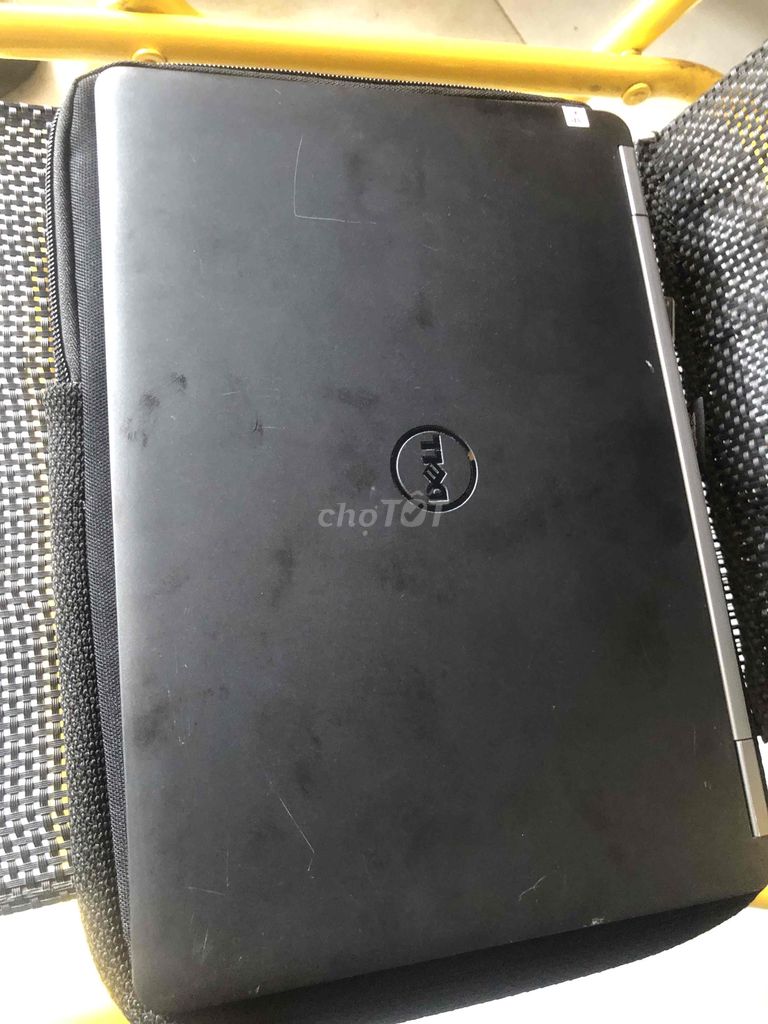 Dell Latitude E7270 i5-6200u 12 inch 8GB/256GB. Mua bán Laptop tại Quận Bình Tân Tp Hồ Chí Minh được đăng bởi Thanh Hải hình 1