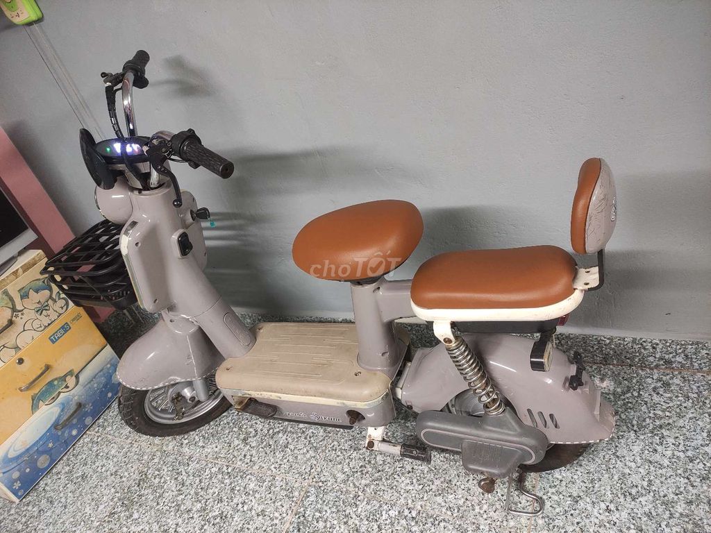 Xe đạp điện moka,sarune 4 bình thanh lý rẻ. Mua bán Xe điện tại Quận Bình Tân Tp Hồ Chí Minh được đăng bởi MR ĐOÀN hình 3