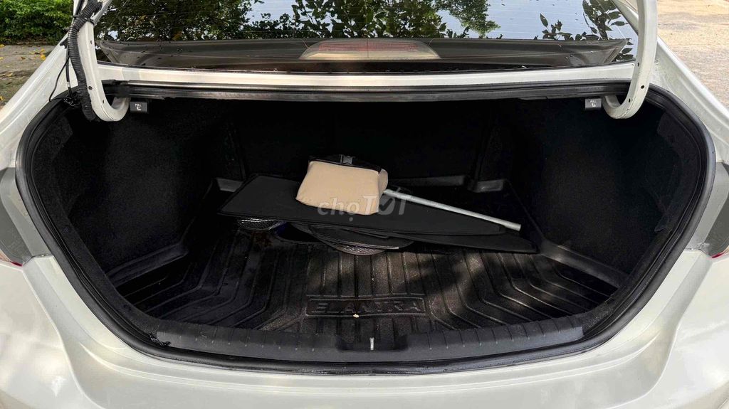 Hyundai Elantra 2019 1.6MT - 60000 km hỗ trợ bank. Mua bán Ô tô tại Huyện An Lão Hải Phòng được đăng bởi anh hình 18