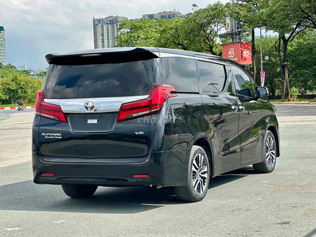 Toyota Alphard 3.5V6 sx 2018 màu đen. Mua bán Ô tô tại Quận Cầu Giấy Hà Nội được đăng bởi Cao Quý hình 6