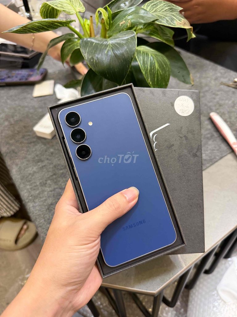 Samsung Galaxy S25 FE 256GB Xanh 99%. Mua bán Điện thoại tại Quận Cầu Giấy Hà Nội được đăng bởi Trần Văn Đoàn hình 1