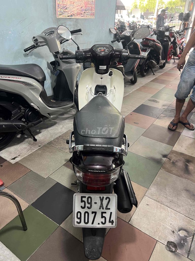 mới về Super DREAM xe mới tin zin hết nhe ac. Mua bán Xe máy tại Quận Phú Nhuận Tp Hồ Chí Minh được đăng bởi CuBi Thanh Sơn hình 6