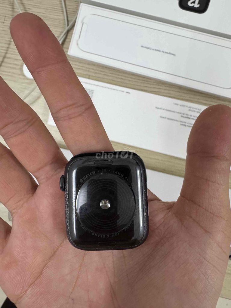 Đồng hồ thông minh APPLE WATCH SE GPS 44mm (TGDD)