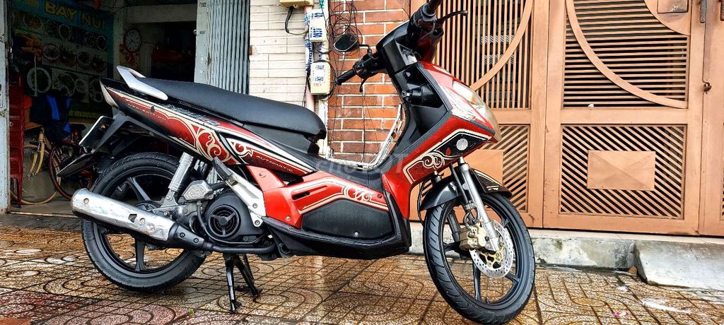 NOUVO 3.2010.Xe Zin,Máy Cực Êm.Đèn,Kèn,Bình Đầy Đủ. Mua bán Xe máy tại Quận Tân Phú Tp Hồ Chí Minh được đăng bởi A Hùng hình 4
