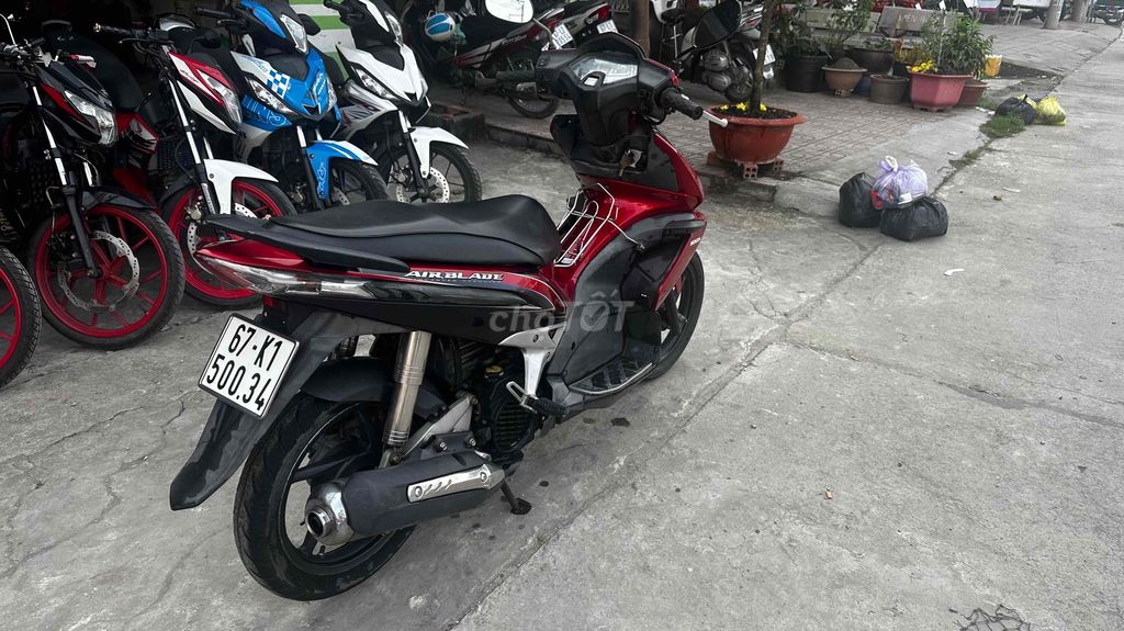 Honda Airblade 2009 Đỏ đen. Mua bán Xe máy tại Huyện Chợ Mới An Giang được đăng bởi Cửa hàng xe Thiên Phước 2 hình 19