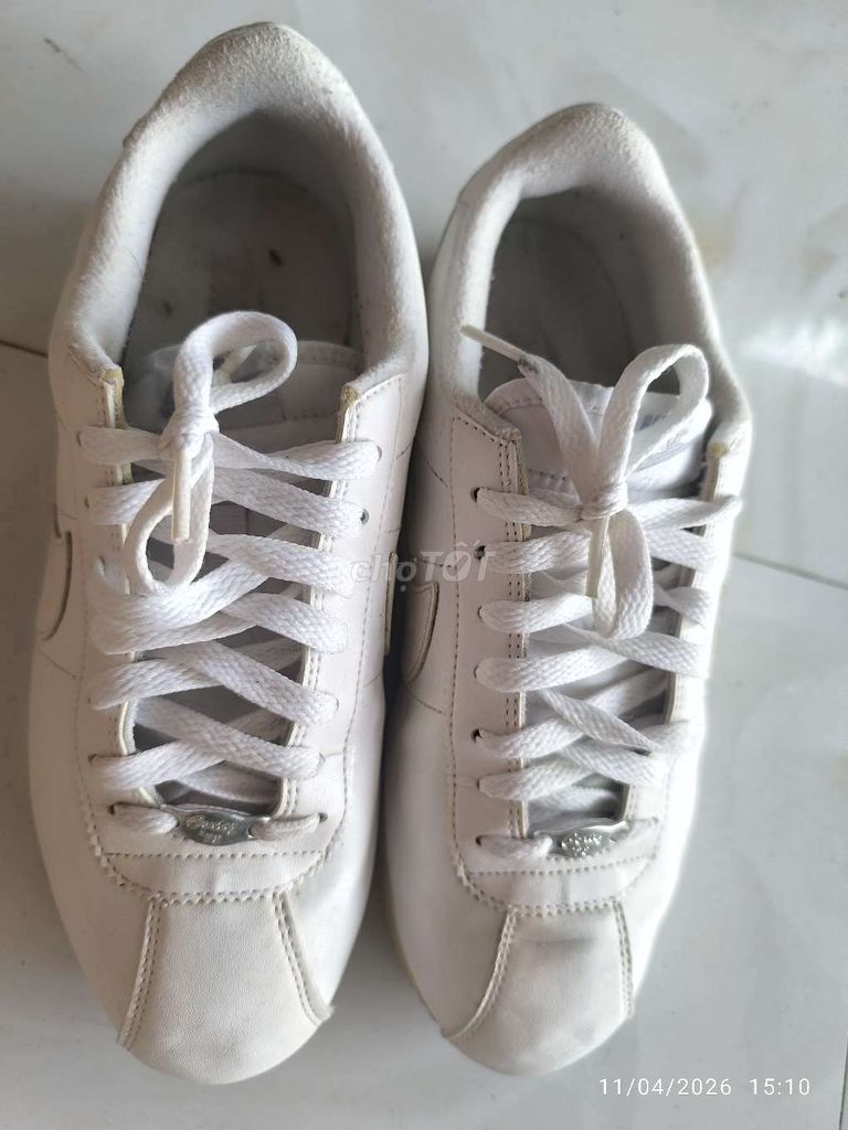 Giày thể thao Nike Cortez 72 Trắng. Mua bán Giày dép tại Thành phố Cao Lãnh Đồng Tháp được đăng bởi Trần Tâm hình 1