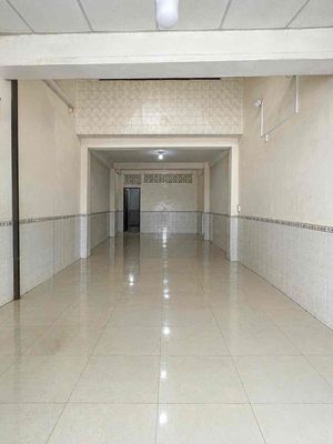 Аренда · 8 комн. · 61 м² · Quận 11, ул. Đường Tuệ Tĩnh