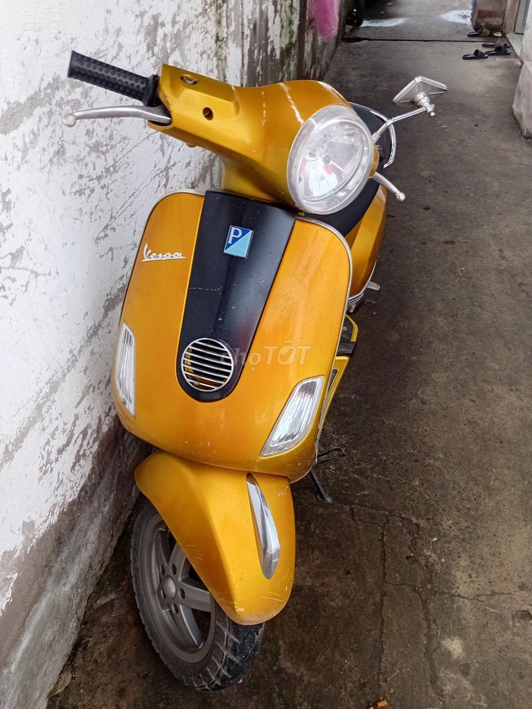 Xe vespa 125cc như hình. Mua bán Xe máy tại Huyện Bình Chánh Tp Hồ Chí Minh được đăng bởi Lam Ngoc hình 2