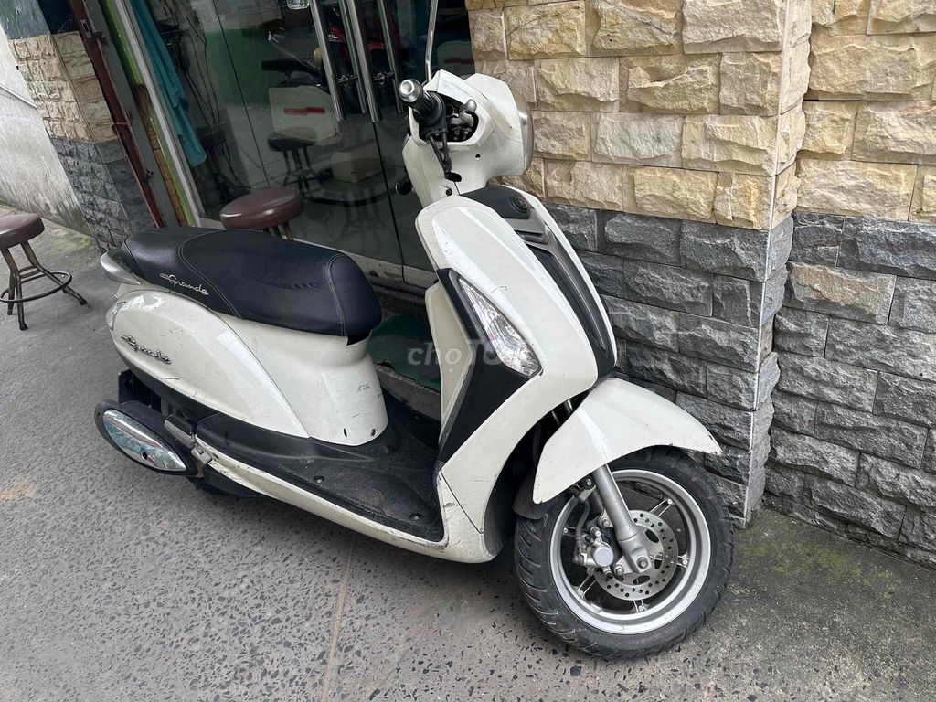 xe nữ sử dụng, bảng số đẹp. Mua bán Xe máy tại Quận 4 Tp Hồ Chí Minh được đăng bởi Lê Hồng Phượng hình 2